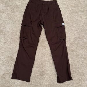 Brown YoungLa Cargo